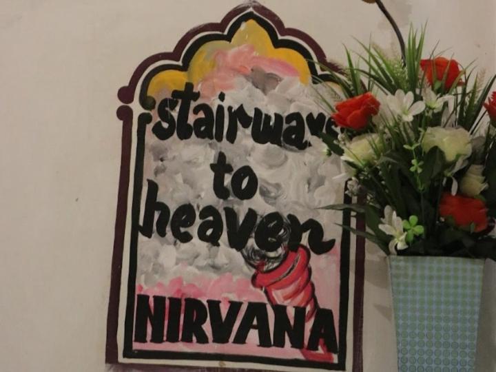Hotel Nirvana Rooftop Puskár Kültér fotó