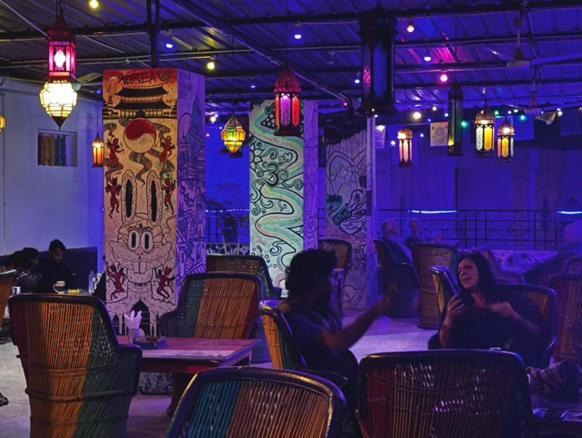Hotel Nirvana Rooftop Puskár Kültér fotó